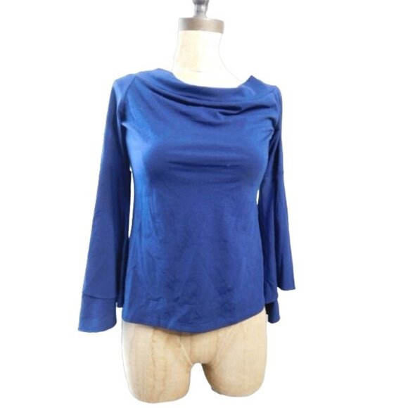Express Size M Medium Navy Blue Flared Sleeve STRETCH Knit Top NWT - Picture 1 of 2